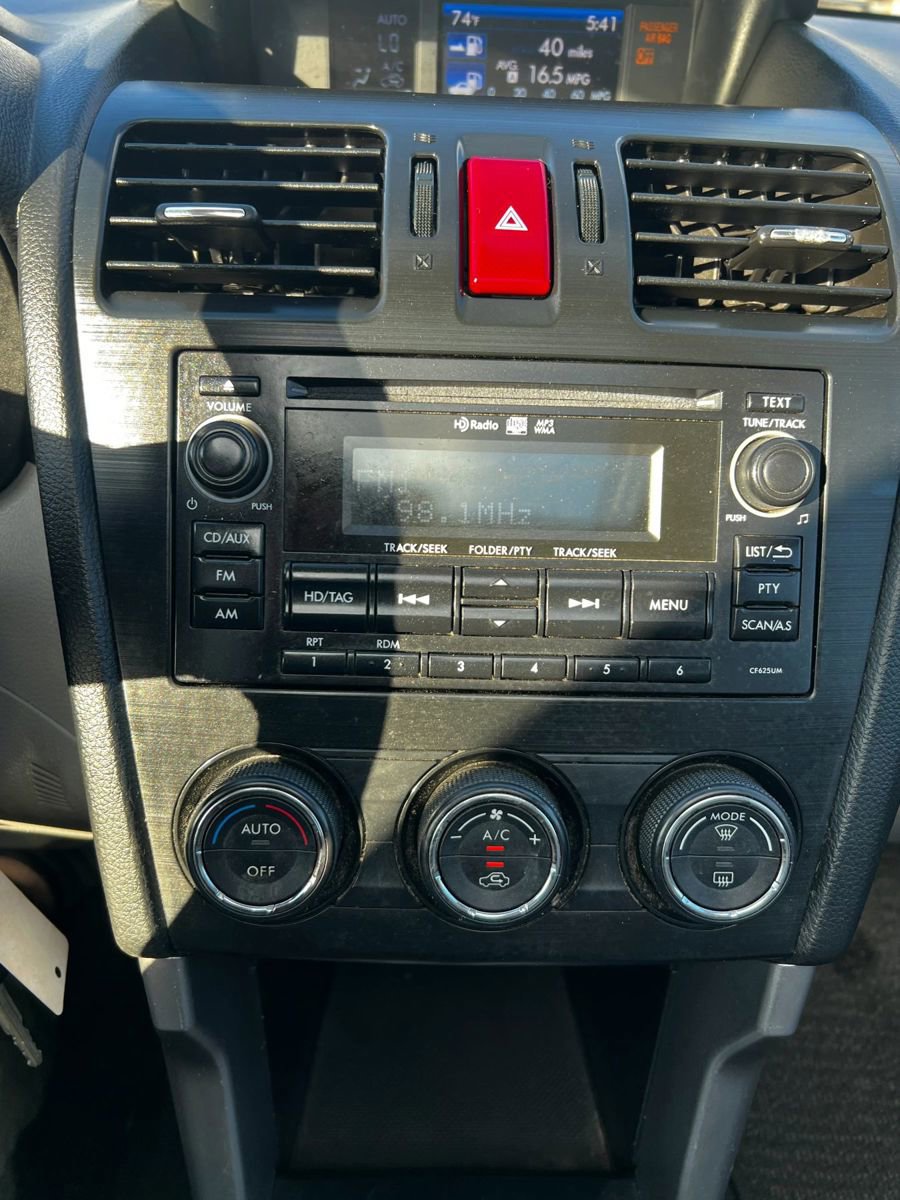 Used 2015 Subaru Forester 2.5i Limited image 15