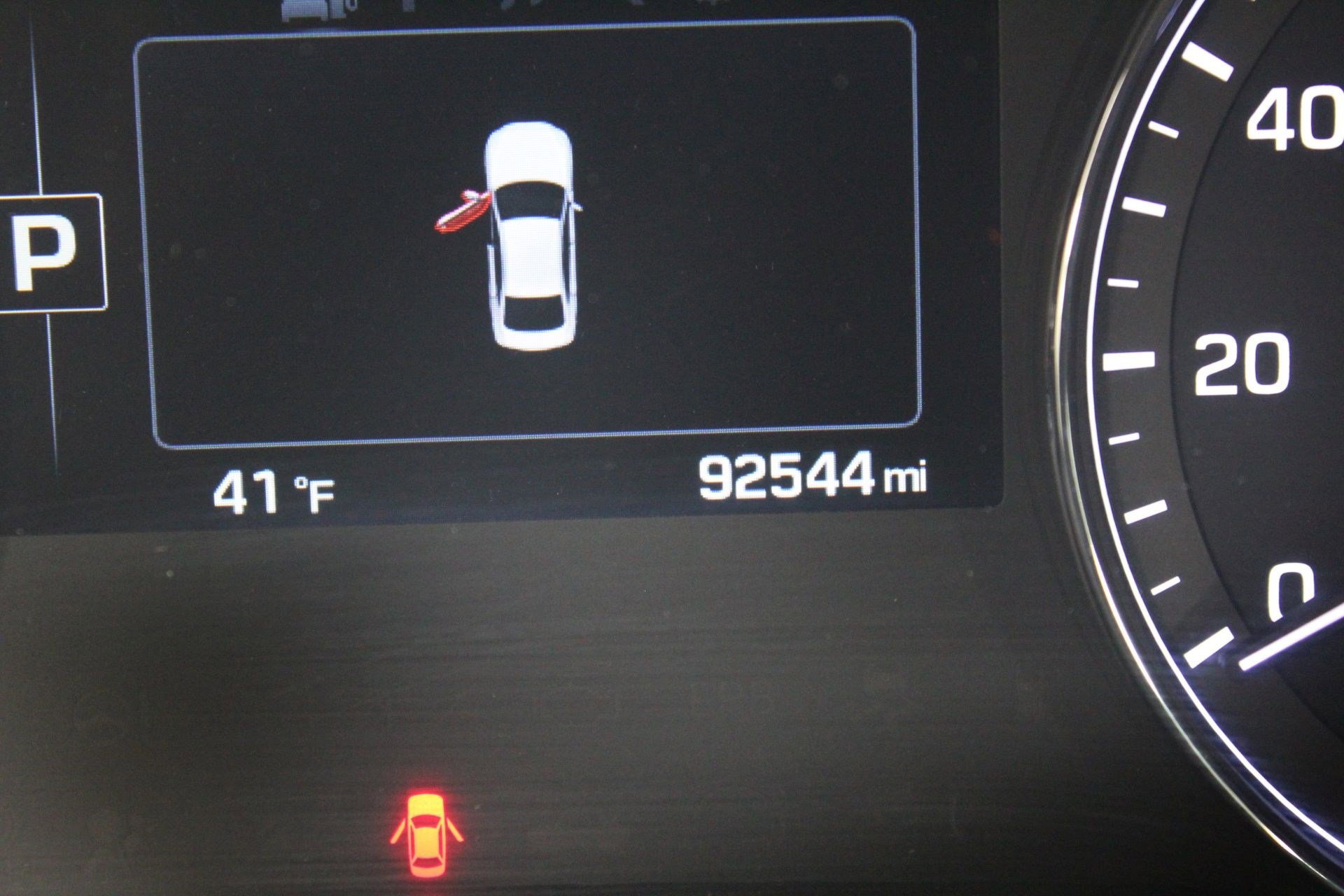 Used 2015 Hyundai Genesis 3.8 image 19