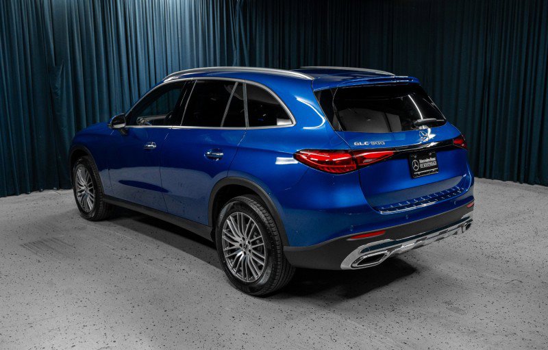 New 2026 Mercedes-Benz GLC 300 image 9
