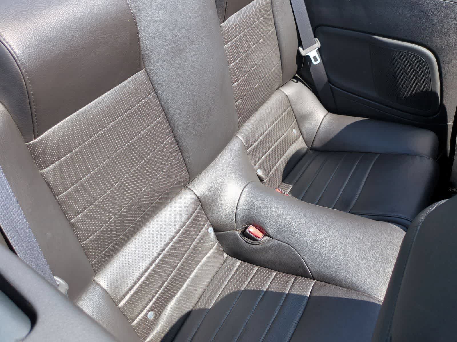 Used 2009 Ford Mustang Shelby GT500 RWD image 18