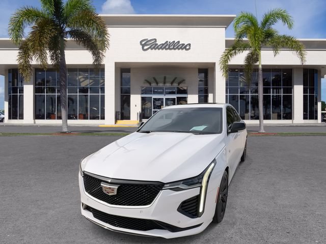 Certified 2023 Cadillac CT4 Sport RWD image 5