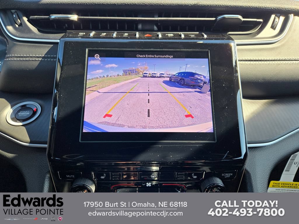 New 2025 Jeep Grand Cherokee Altitude AWD/4WD image 21