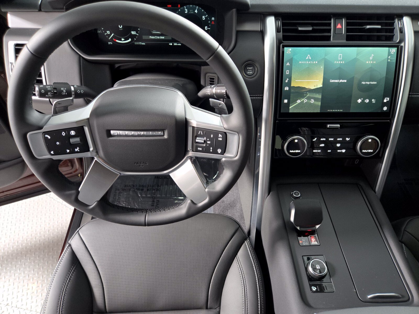 New 2026 Land Rover Discovery Limited Edition AWD/4WD image 13