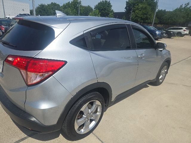 Used 2016 Honda HR-V EX image 3