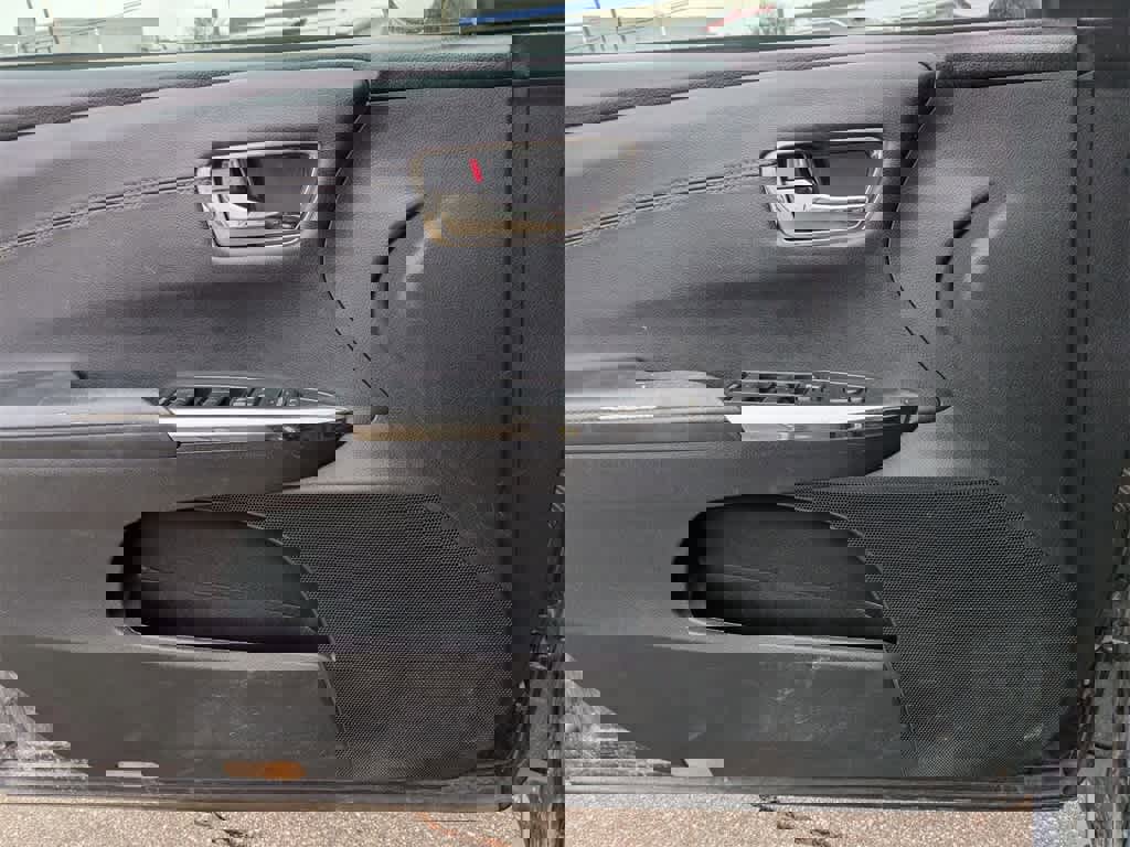 Used 2013 Toyota Avalon XLE Premium image 32