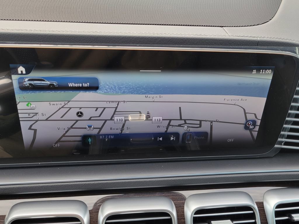 New 2026 Mercedes-Benz GLS 580 4MATIC image 21