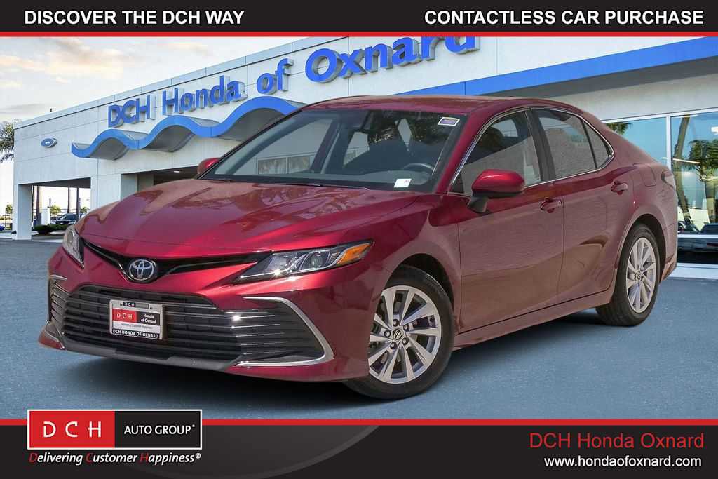 Used 2021 Toyota Camry LE w/ Carpet Mat Package (TMS) FWD image 1