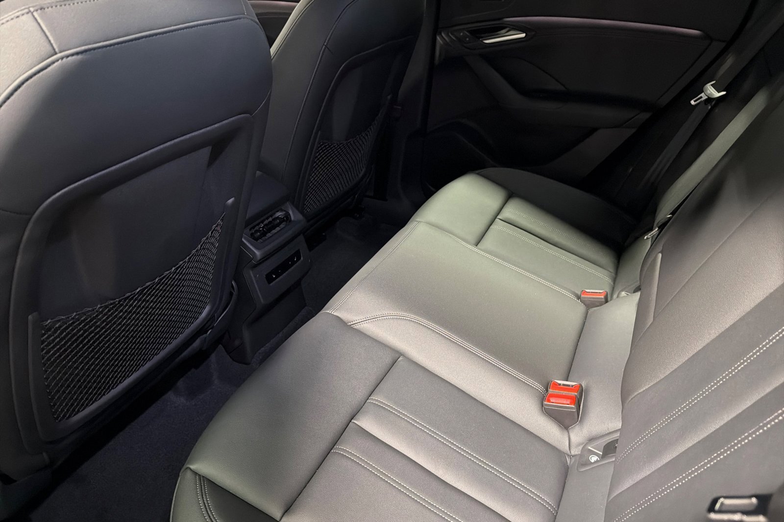 New 2027 Audi Q6 e-tron Premium AWD/4WD image 11