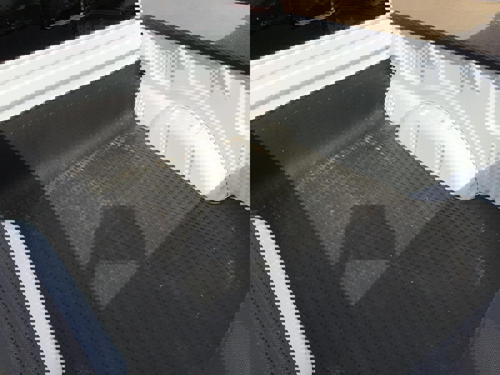 Used 2024 Ford F150 Lariat w/ FX4 Off-Road Package image 13