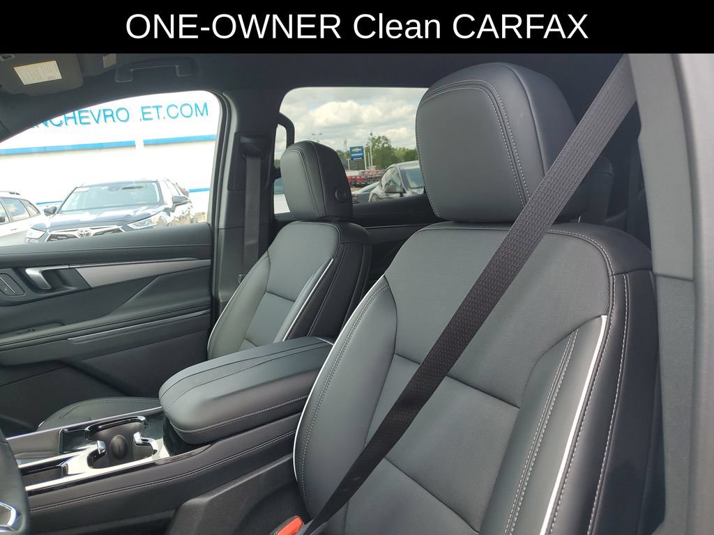 Used 2026 Buick Enclave Preferred w/ Power Package AWD/4WD image 5