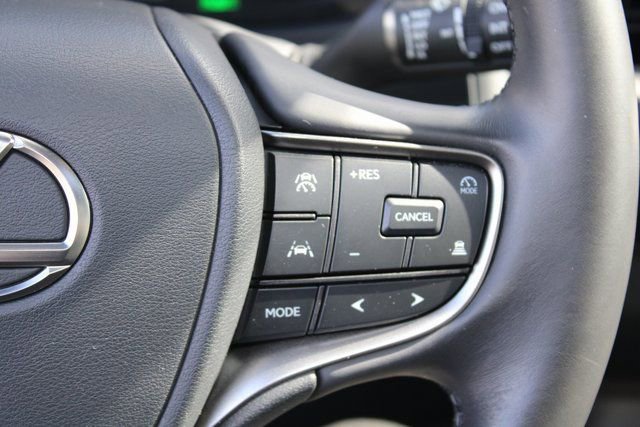 Certified 2025 Lexus UX 300h FWD image 17