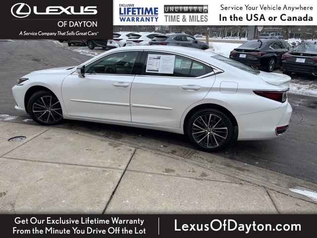 Certified 2023 Lexus ES 250 w/ Premium Package image 7