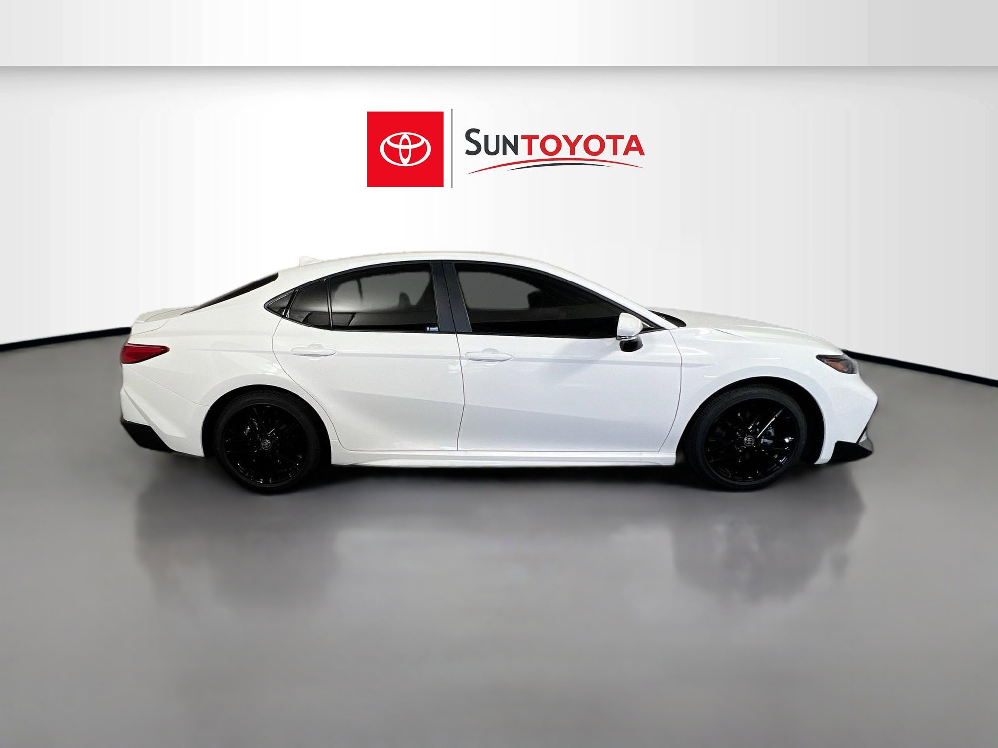 New 2026 Toyota Camry SE image 2