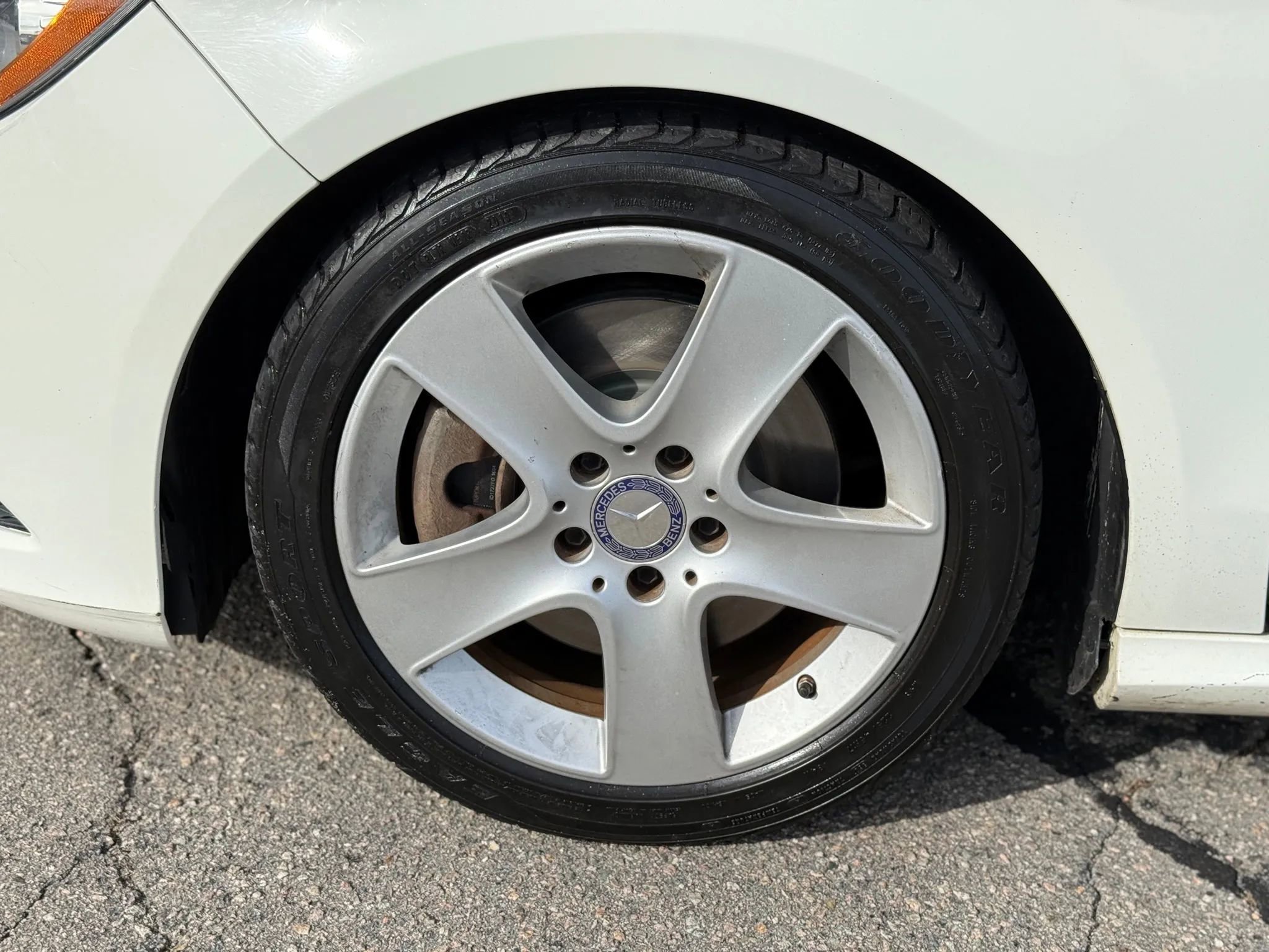 Used 2015 Mercedes-Benz CLA 250 4MATIC image 31