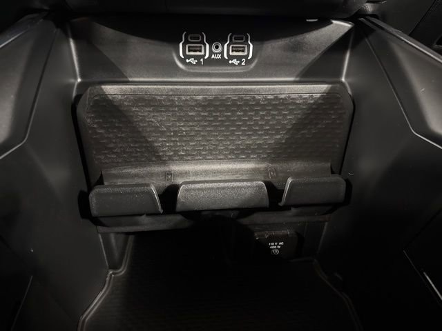 Used 2024 RAM 1500 Laramie image 12