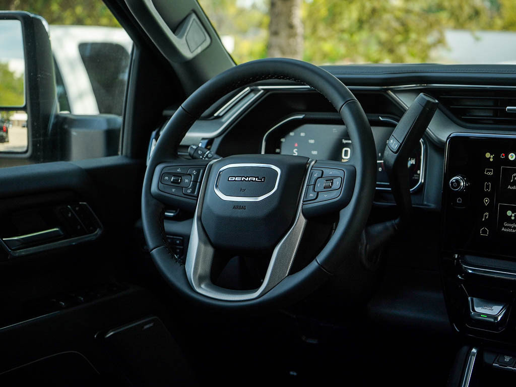New 2026 GMC Sierra 3500 Denali w/ Denali Reserve Package image 14