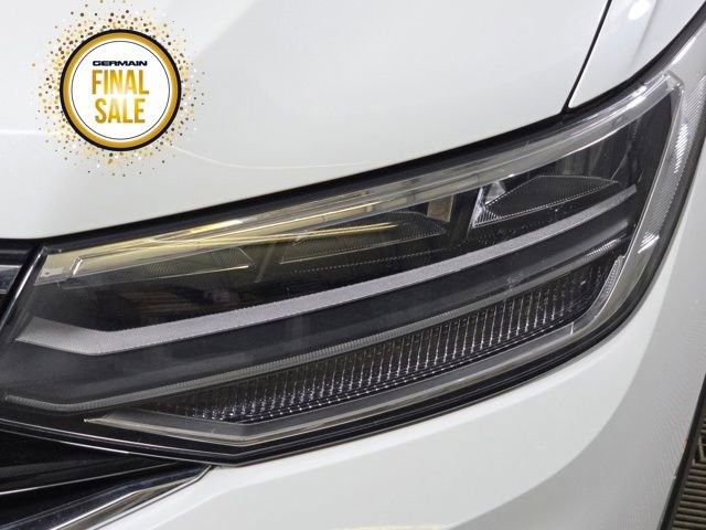 Used 2024 Volkswagen Tiguan SE R-Line image 12