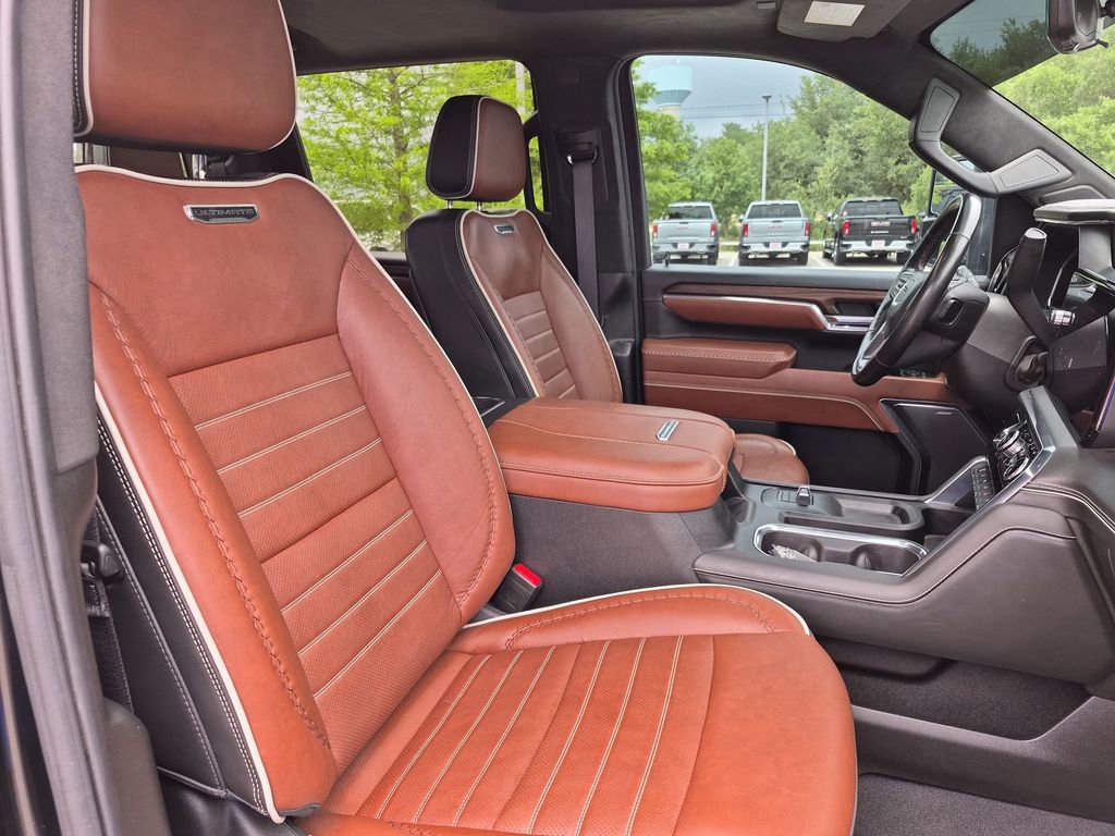 Used 2024 GMC Sierra 3500 Denali Ultimate AWD/4WD image 38
