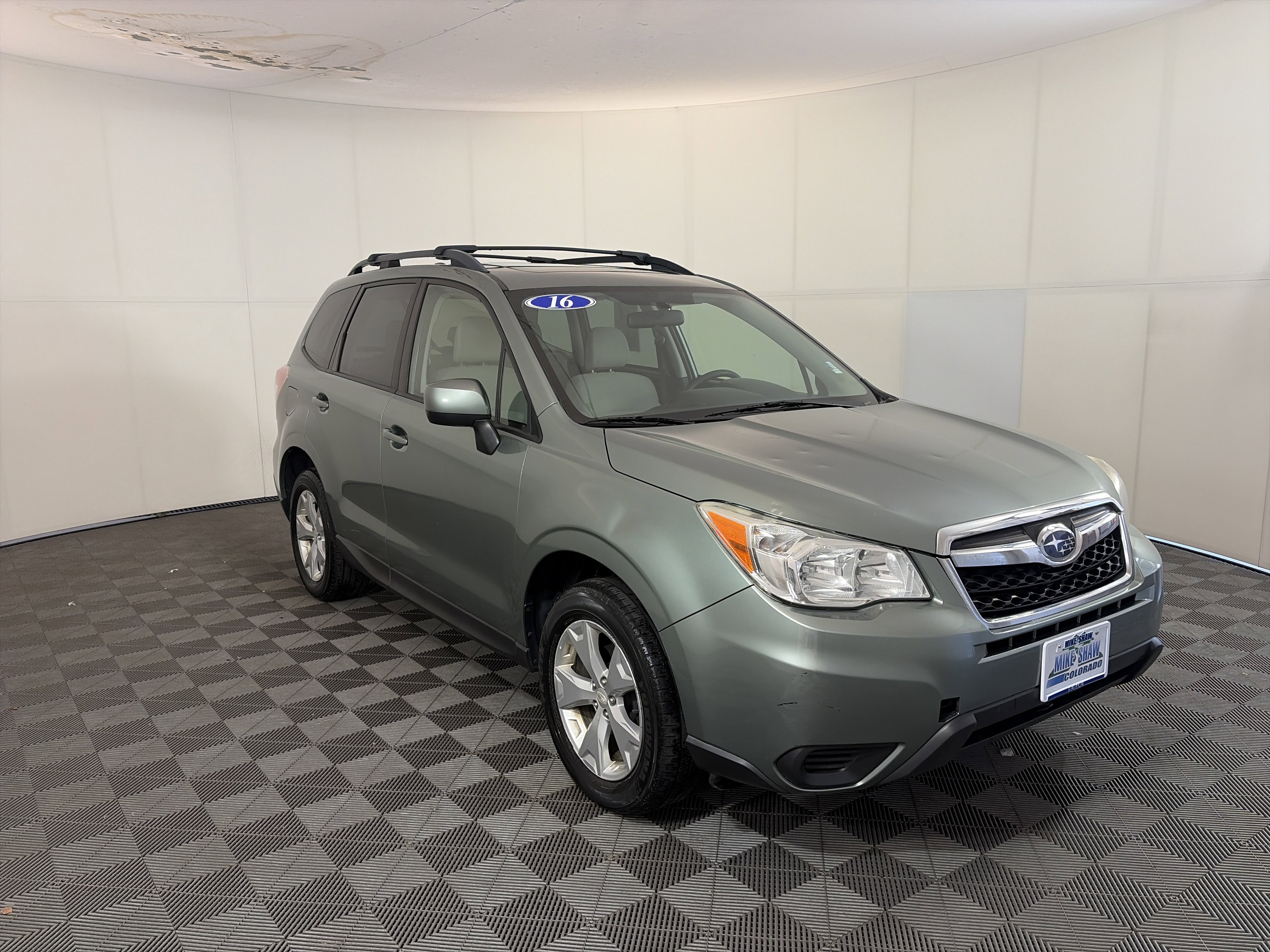 Used 2016 Subaru Forester 2.5i Premium w/ All-Weather Package image 3