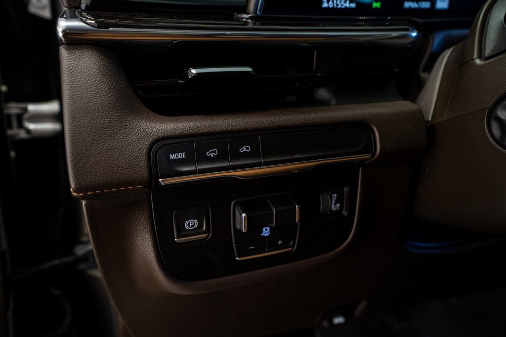 Used 2021 Cadillac Escalade Sport w/ Driver Assist Tech Package image 37