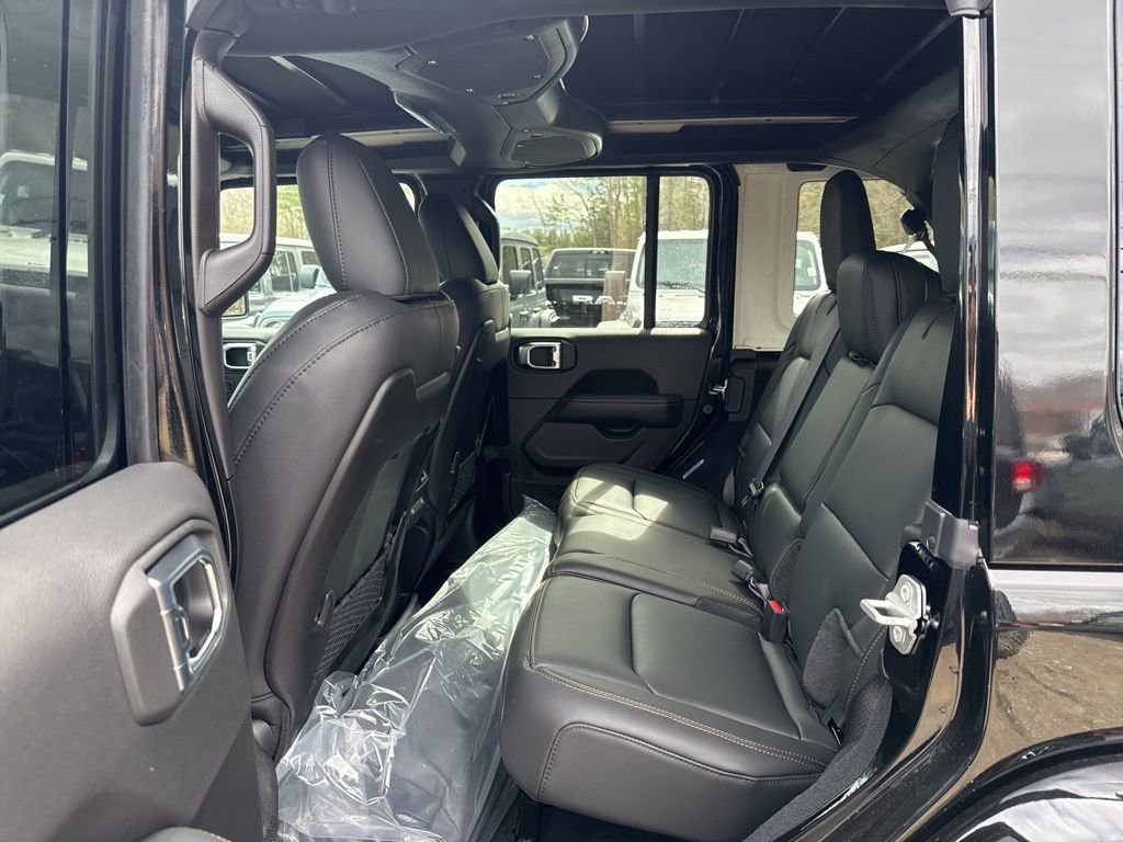 New 2026 Jeep Wrangler Sahara image 23