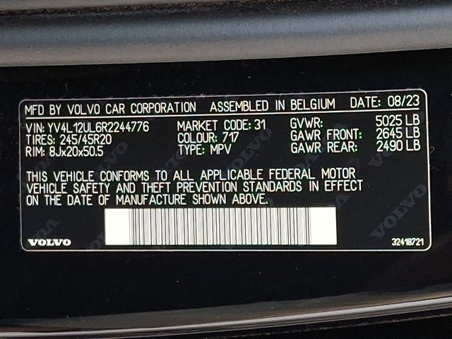 Used 2024 Volvo XC40 B5 Plus w/ Climate Package AWD/4WD image 27