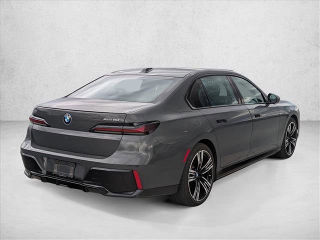 Used 2023 BMW i7 xDrive60 AWD/4WD image 5