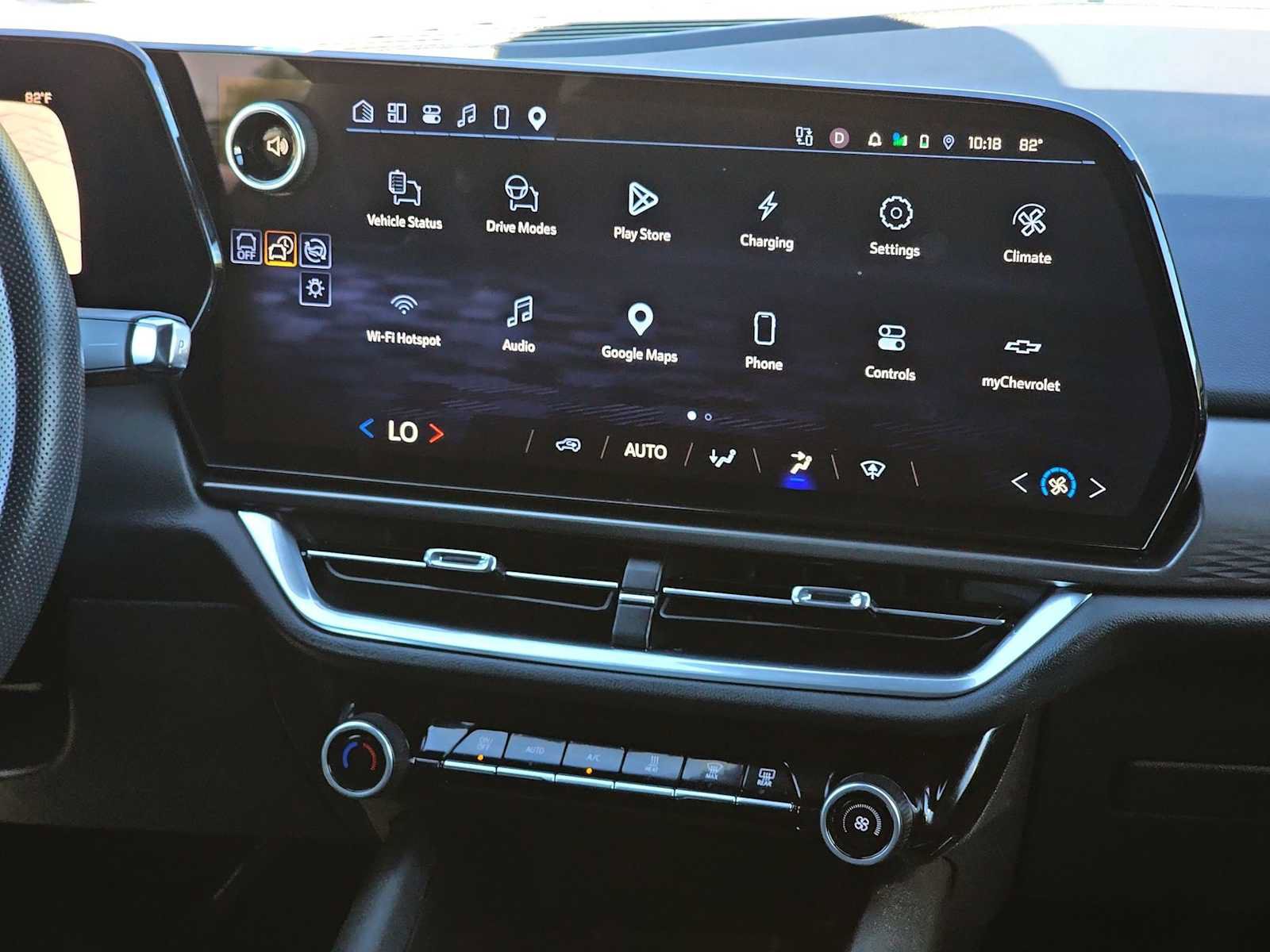 Used 2025 Chevrolet Equinox EV LT FWD image 27