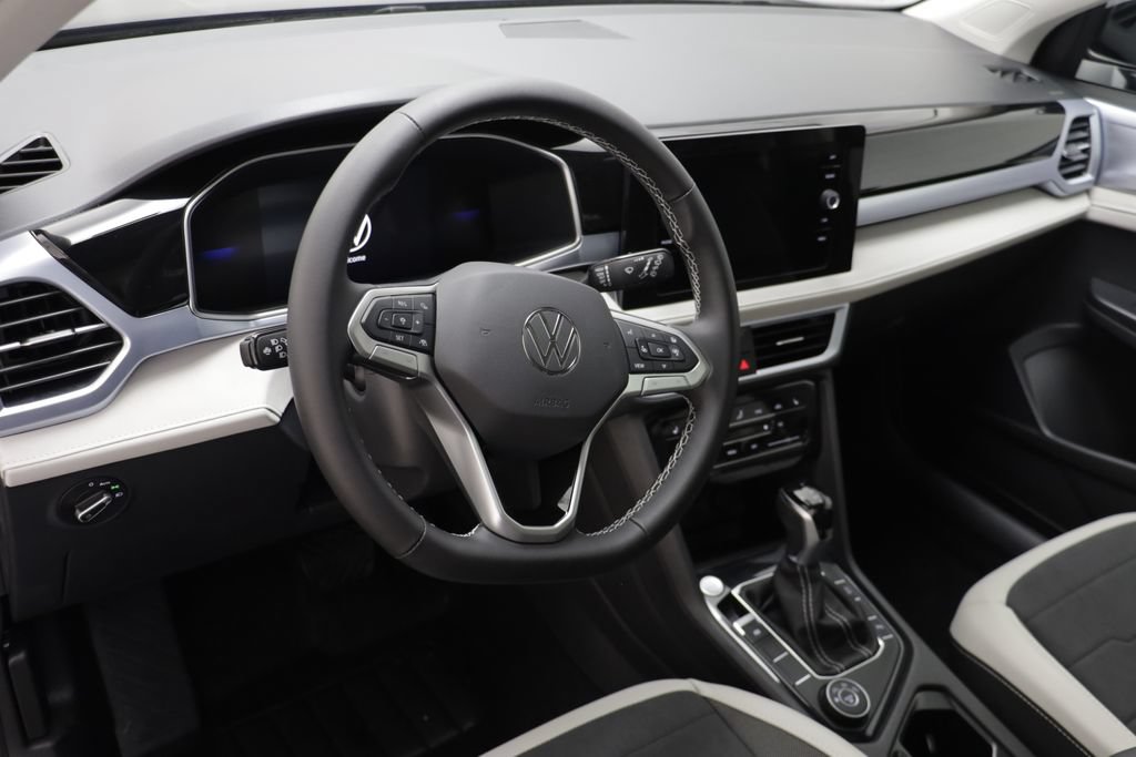 New 2026 Volkswagen Taos SE AWD/4WD image 7