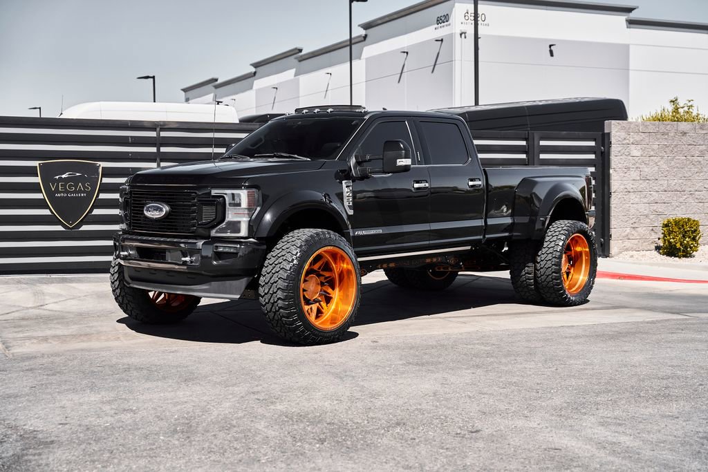 Used 2022 Ford F450 Limited w/ FX4 Off-Road Package AWD/4WD image 2