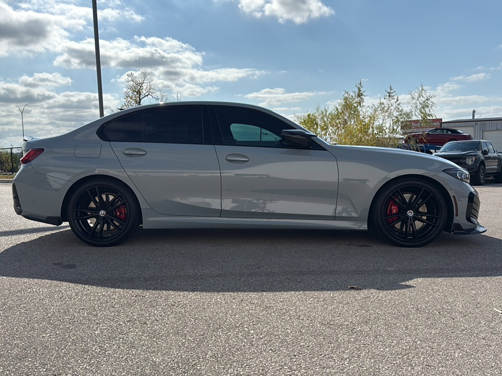 Used 2023 BMW M340i w/ Premium Package image 5