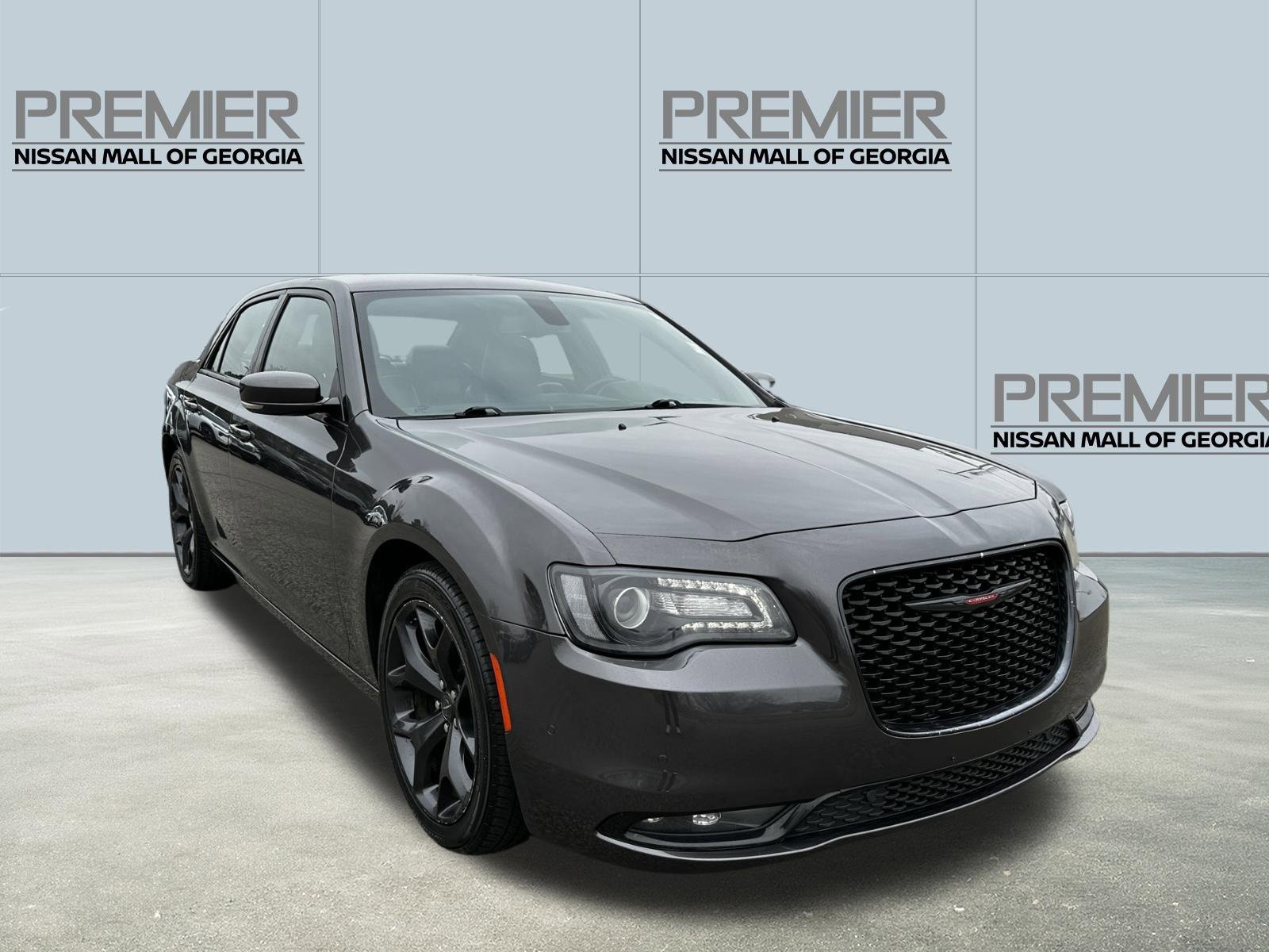 Used 2021 Chrysler 300 S image 3