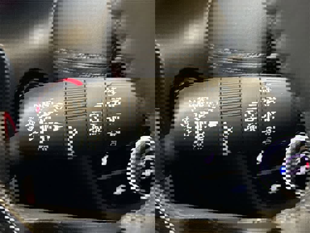 Certified 2024 Honda HR-V EX-L image 26