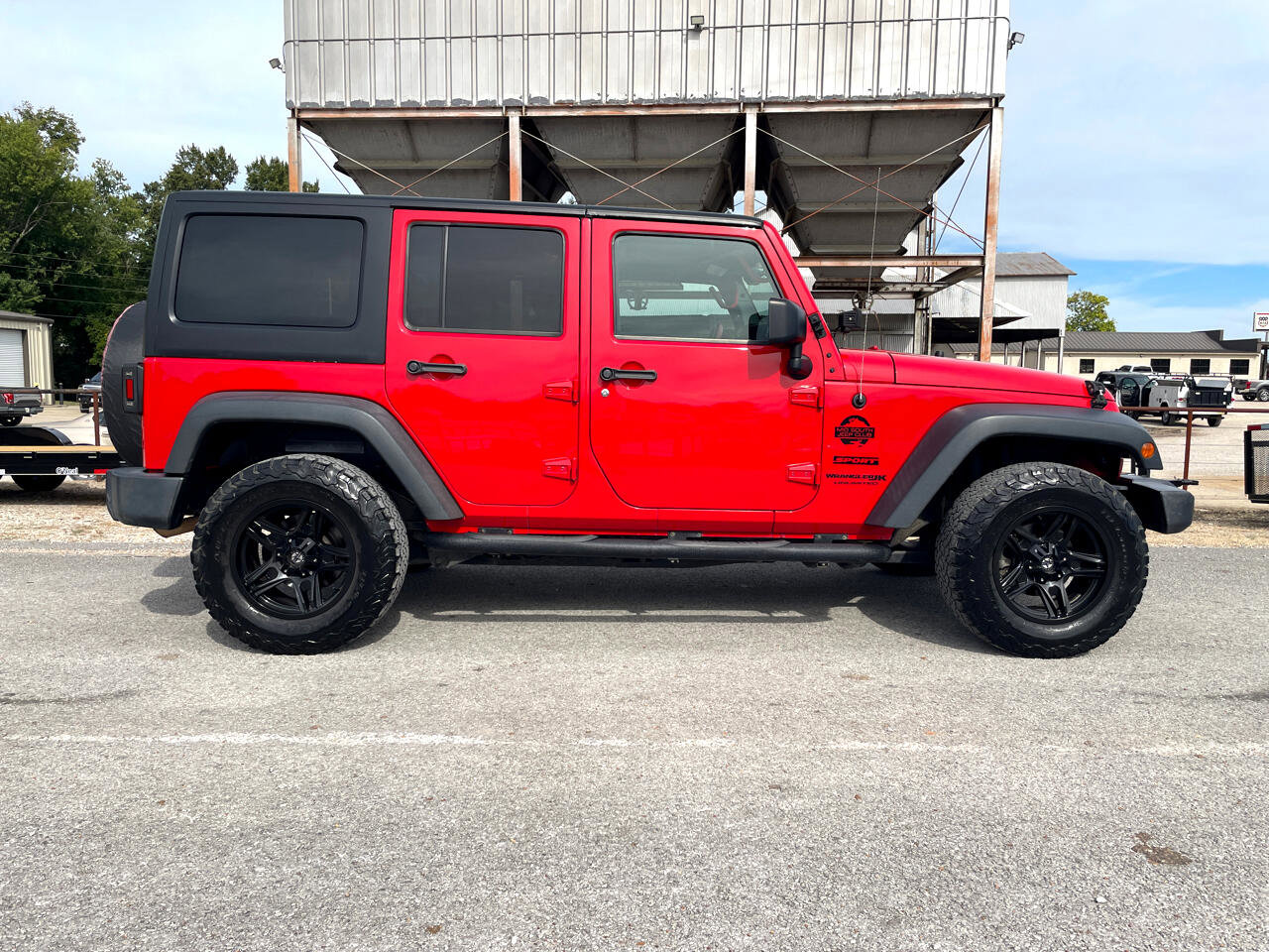 Used 2018 Jeep Wrangler Unlimited Sport S image 6