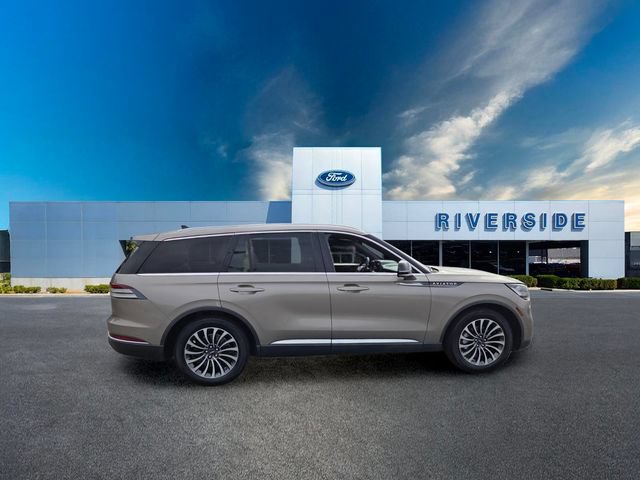 Used 2021 Lincoln Aviator Reserve w/ Equipment Group 201A RWD image 8