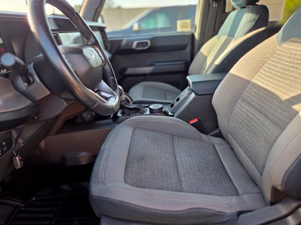 Used 2021 Ford Bronco Outer Banks AWD/4WD image 16