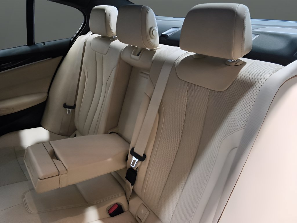 Used 2023 BMW 530i xDrive w/ M Sport Package AWD/4WD image 23