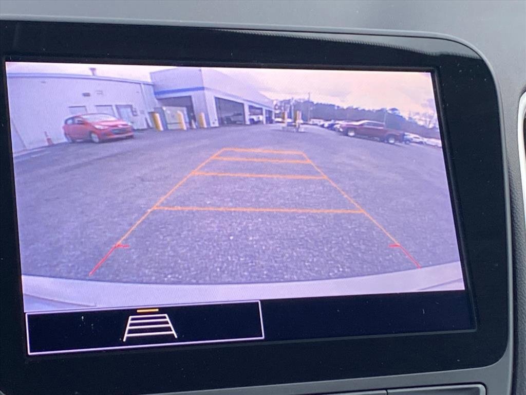 Used 2022 Chevrolet Malibu RS image 16