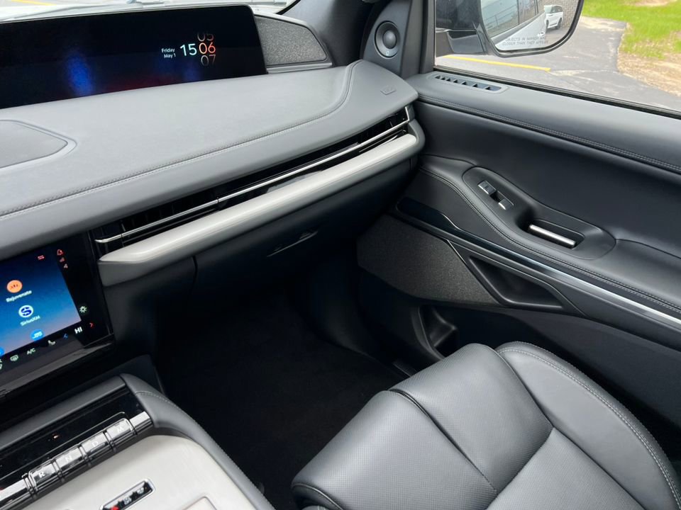 New 2026 Lincoln Navigator L Reserve AWD/4WD image 32
