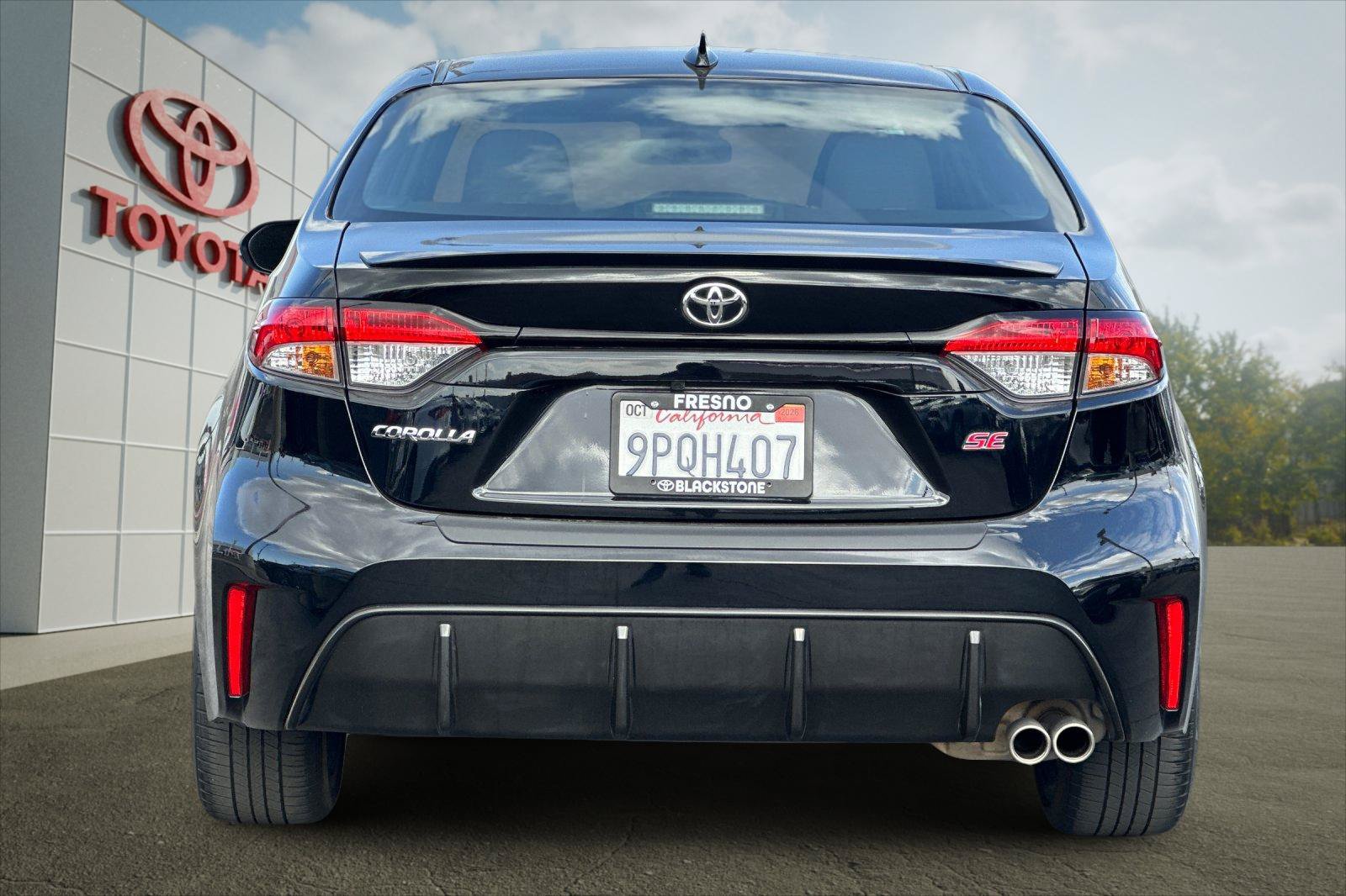 Certified 2024 Toyota Corolla SE FWD image 4