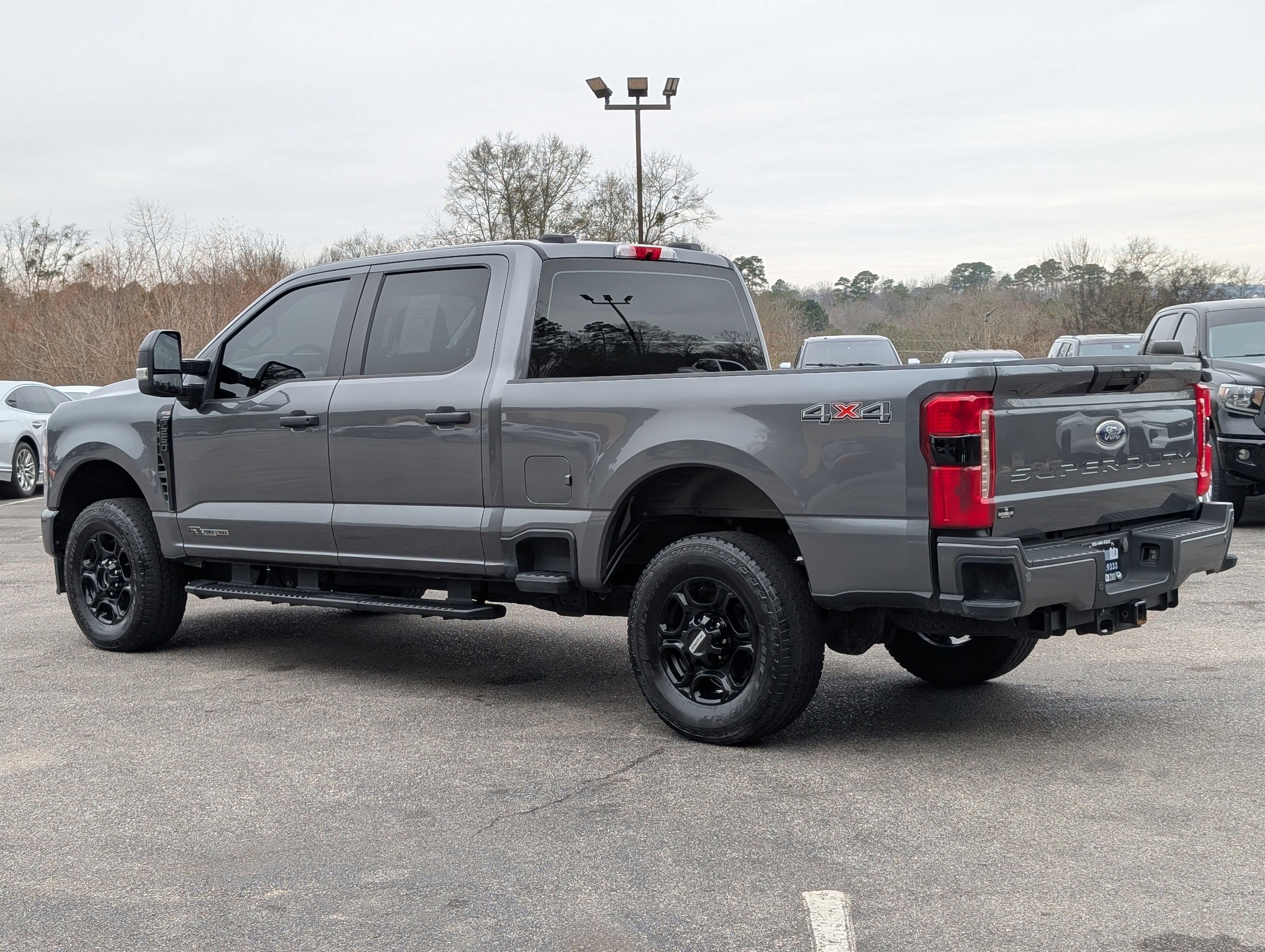 Used 2023 Ford F250 XL w/ STX Appearance Package image 7