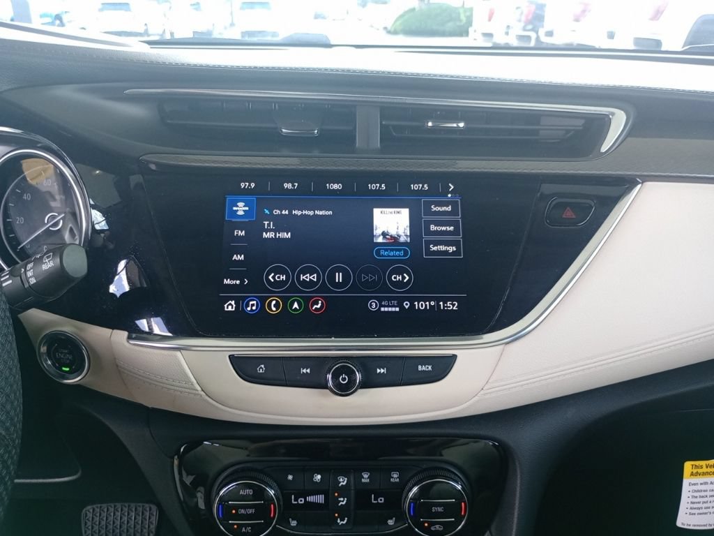 Used 2022 Buick Encore GX Essence w/ Advanced Technology Package FWD image 10