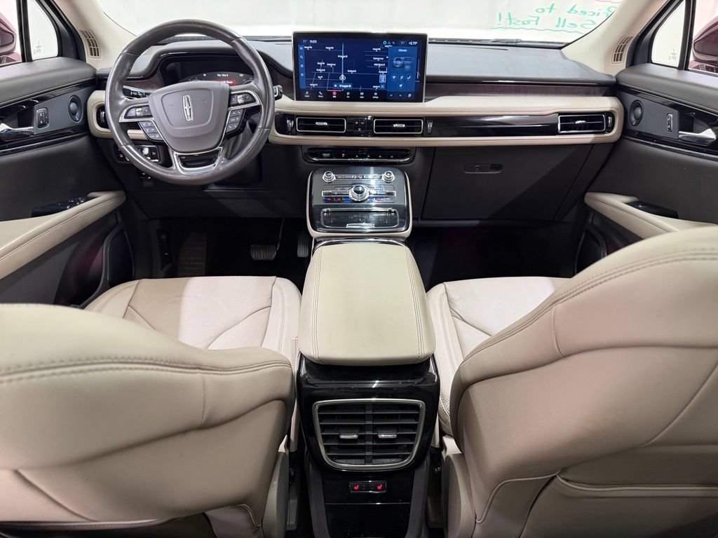 Used 2022 Lincoln Nautilus Reserve AWD/4WD image 31