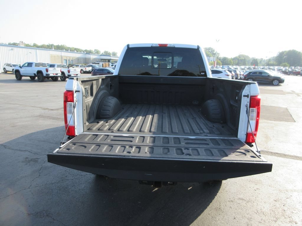Used 2017 Ford F250 Lariat AWD/4WD image 7