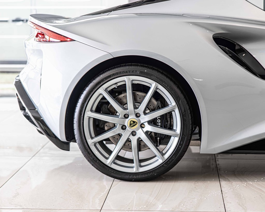 New 2025 Lotus Emira image 11