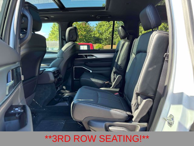 New 2027 Jeep Grand Wagoneer Overland AWD/4WD image 8