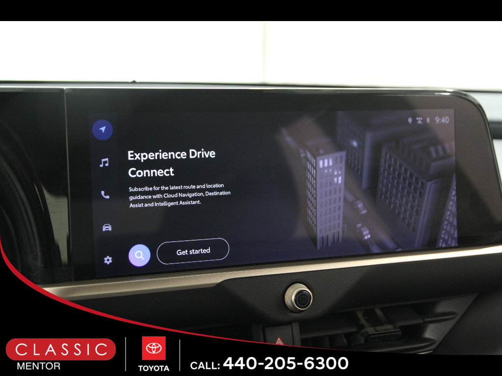 Certified 2024 Toyota Crown XLE AWD/4WD image 10