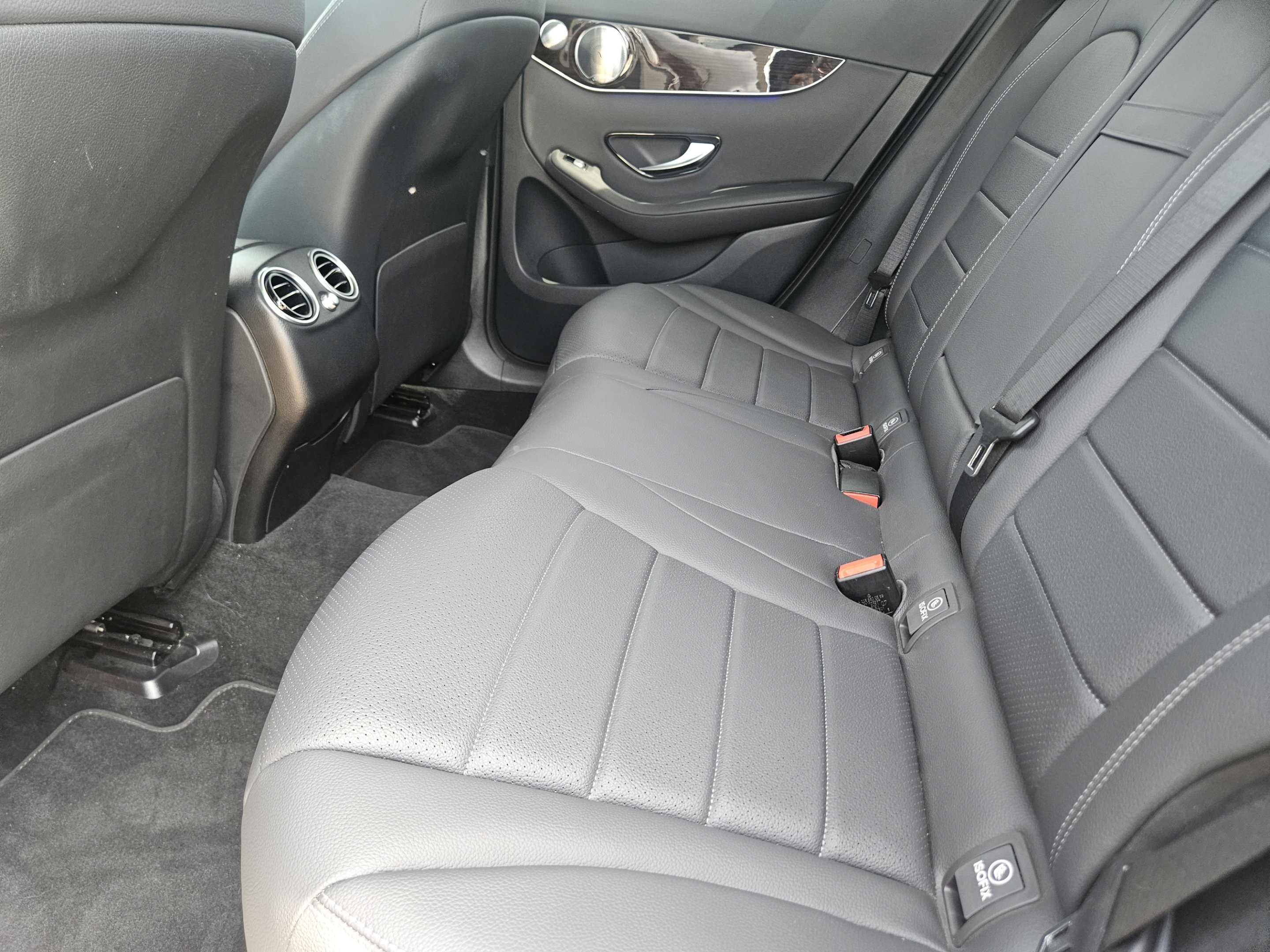 Used 2020 Mercedes-Benz GLC 300 image 22