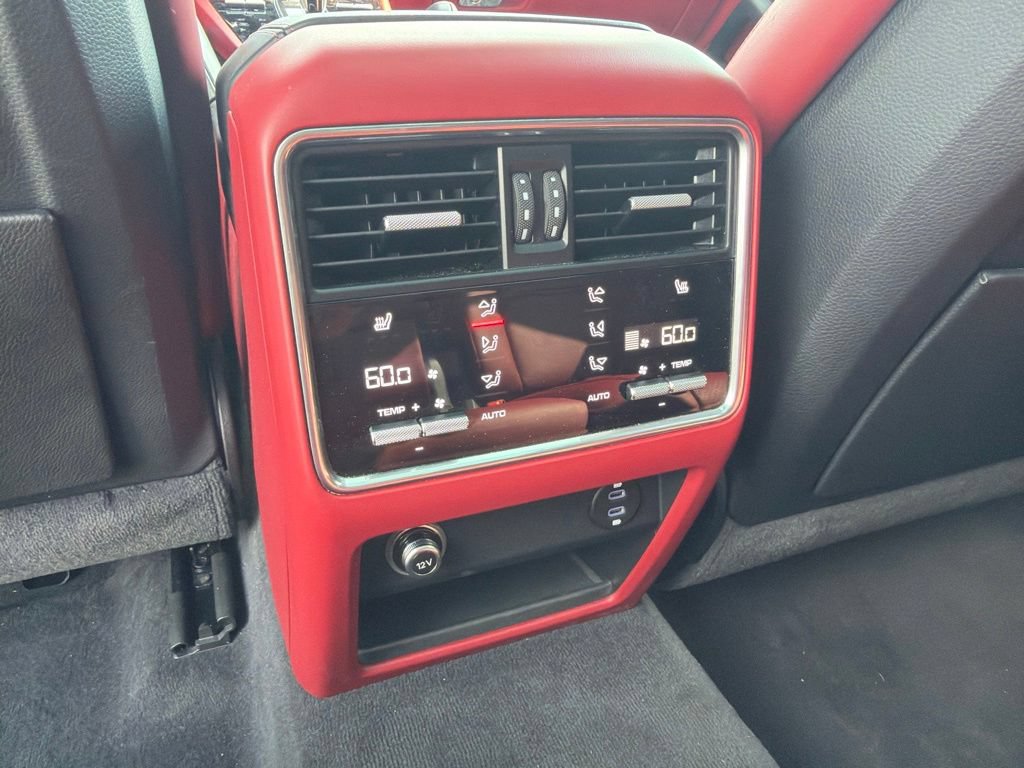 Used 2023 Porsche Cayenne GTS AWD/4WD image 35