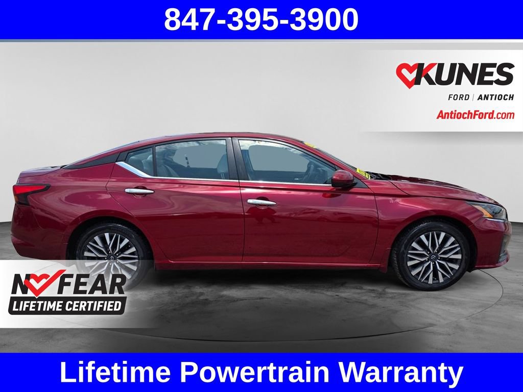 Used 2024 Nissan Altima 2.5 SV w/ SV Premium Package FWD image 11